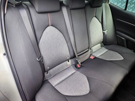 2020 Toyota Camry - thumbnail 33