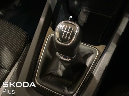 2022 Skoda Octavia Ambition 1.0TSI 110bhp €24,950 thumbnail