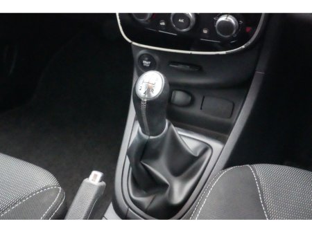 2016 Renault Clio - thumbnail 16