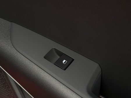 2026 Kia Niro HEV MY26 €41,800 thumbnail