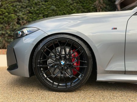 2023 BMW M3 - photo 4