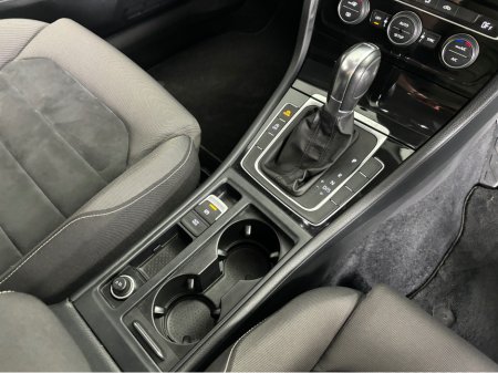 2013 Volkswagen Golf - thumbnail 9