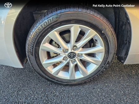 2024 Toyota Corolla COROLLA HYBRID LUNA H/B €29,900 thumbnail