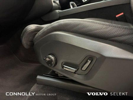 2023 Volvo XC90 Xc90 T8 Recharge Awd Auto €62,995 thumbnail