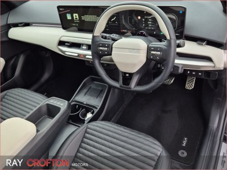 2025 Kia EV4 EV4 5 HB GT LINE LR 5DR AUTO €49,950 thumbnail