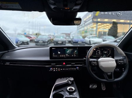 2025 Kia EV6 GT Line (565km Range) €49,995 thumbnail