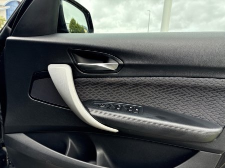 2014 BMW 1 Series - thumbnail 11