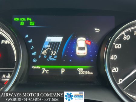 2018 Toyota Camry 2.5 HYBRID 5DR €18,995 thumbnail