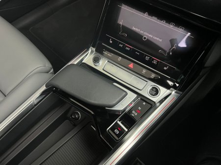 2023 Audi e-tron 55 VORSPRUNG SPORTBACK QUATTRO €56,990 thumbnail