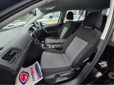 2016 Volkswagen Golf - thumbnail 13