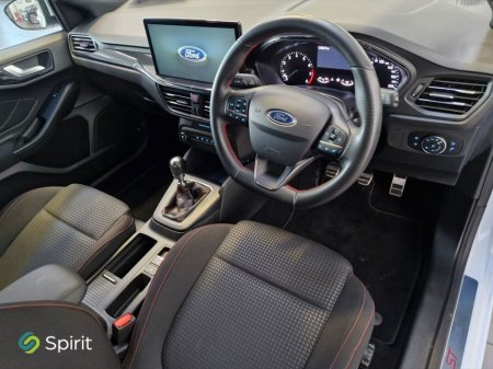 2024 Ford Focus ST-LINE €26,900 thumbnail