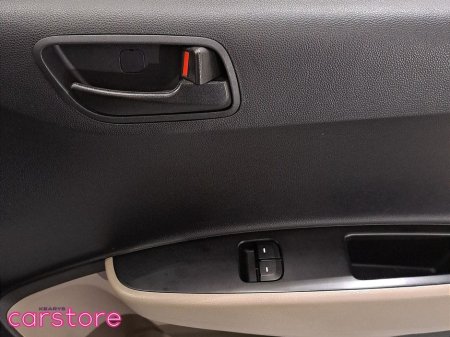 2017 Hyundai i10 - thumbnail 17