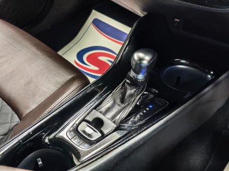 2018 Toyota C-HR 1.8 Excel CVT Automatic, Reversing camera €18,695 thumbnail