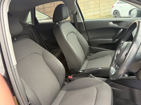 2016 Audi A1 - thumbnail 8