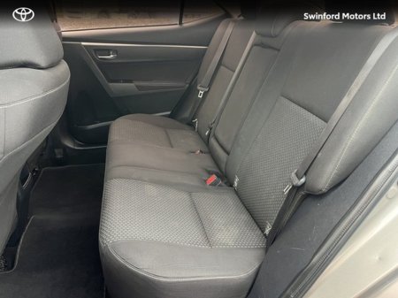 2016 Toyota Corolla - thumbnail 7