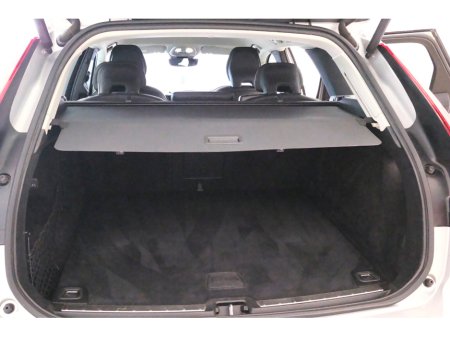 2022 Volvo XC60 B4 diesel MHEV 197hp AT8 Plus Bright €49,950