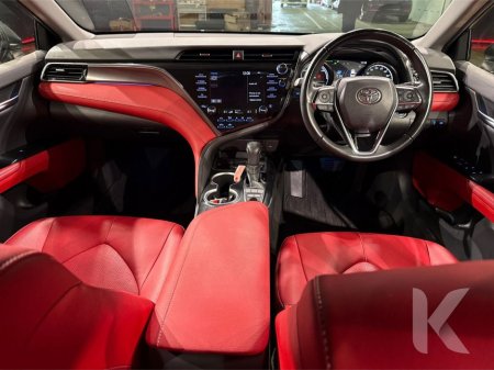 2021 Toyota Camry WS BLACK EDITION - HYBRID - 18'' ALLOY WHEELS - RED LEATHER INTERIOR - ELECTRIC SEATS - REAR CAMERA €26,950 thumbnail