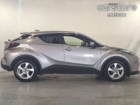 2018 Toyota C-HR 1.8 PET HYBRID 5DR €21,333