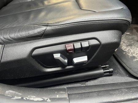 2019 BMW 3 Series - thumbnail 13