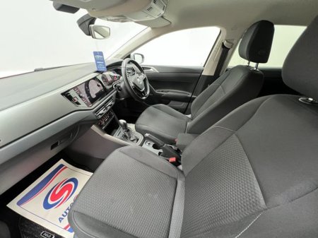 2018 Volkswagen Polo 1.0 TSI Automatic, Reversing camera, LOW MILES €16,895 thumbnail
