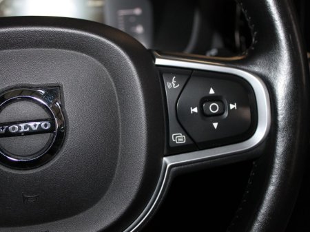 2018 Volvo XC60 D4 AWD Momentum 5DR €23,250 thumbnail