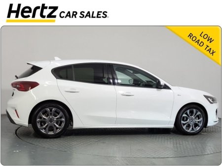 2024 Ford Focus - thumbnail 3