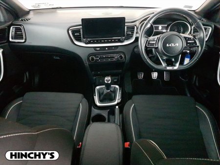 2023 Kia Ceed - thumbnail 2