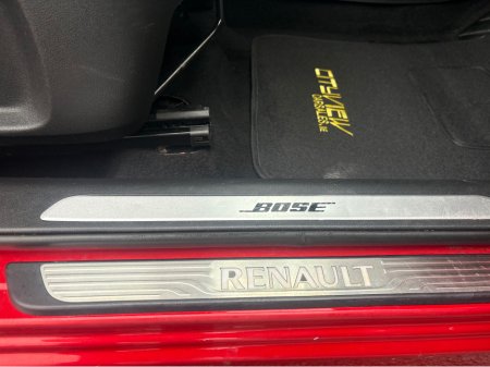 2016 Renault Kadjar SIGNATURE NAV ENERGY DC 4DR A thumbnail