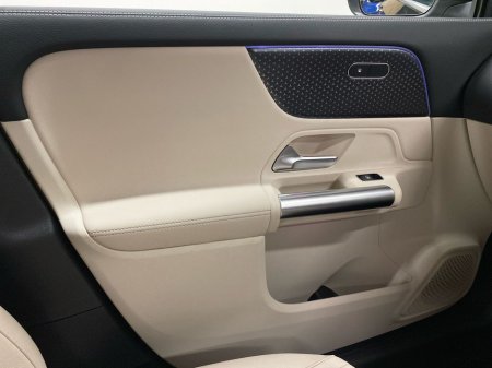 2026 Mercedes-Benz EQA - thumbnail 14