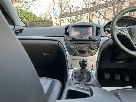 2017 Opel Insignia LEATHER INTERIOR PARKING CAMERA SAT NAV 1.6 CDTI 136PS €7,495 thumbnail