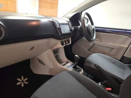 2019 Volkswagen up! - thumbnail 8