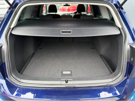 2019 Volkswagen Golf HIGHLINE - 2.0L DIESEL - AUTO - 12M WARRANTY - CAR:  1716 €19,950 thumbnail