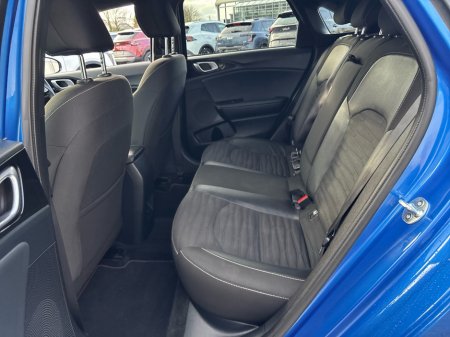 2024 Kia Ceed 1.6 D MHEV GTL MY23 5 €26,950 thumbnail