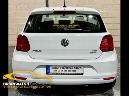 2017 Volkswagen Polo 1.2 TSI ComfortLine UpGrade-Package €14,500