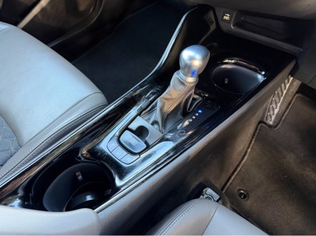 2023 Toyota C-HR KEYLESS ENTRY..FOLDING MIRRORS €22,950 thumbnail