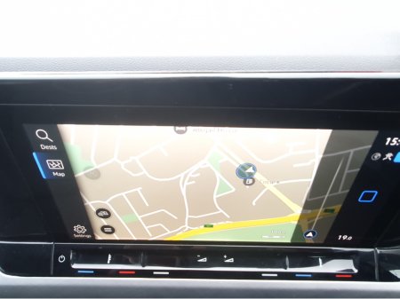 2023 Volkswagen Golf 1.0 eTSI MHE MHEV 110HP €24,995 thumbnail