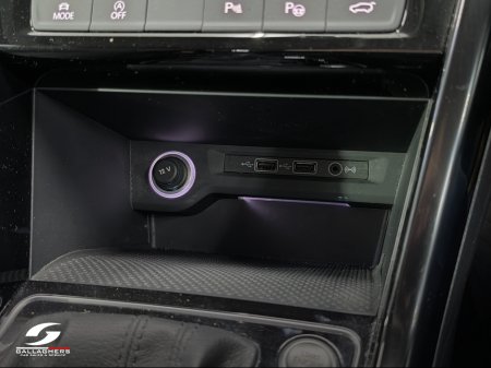 2019 Volkswagen Touran (192) HIGHLINE 2.0 TDI 150PS DSG AUTO 7 SEATER €27,495 thumbnail