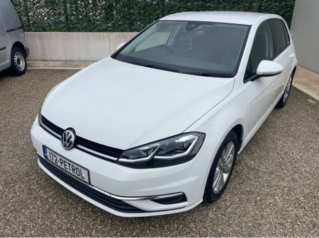 2017 Volkswagen Golf 1.2 auto comfortline €16,500