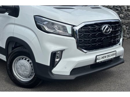 2026 Maxus Deliver 9 BASE L3H2 2.0 TCDI 1 €28,495 thumbnail