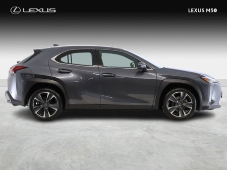 2023 Lexus UX 250 H Dynamic €38,950 thumbnail
