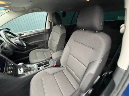 2019 Volkswagen Golf HIGHLINE - 2.0L DIESEL - AUTO - 12M WARRANTY - CAR:  1716 €19,950 thumbnail