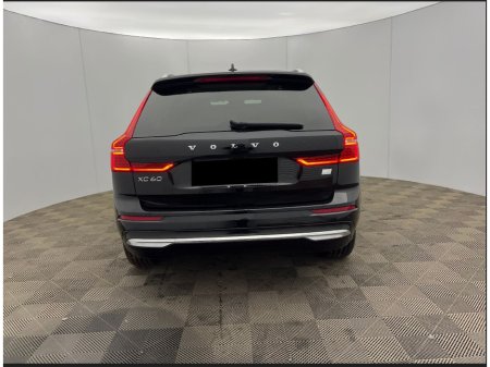 2021 Volvo XC60 - thumbnail 7
