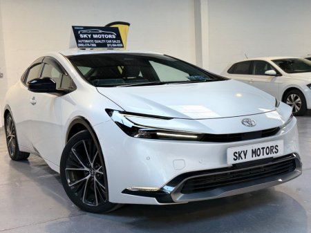 2023 Toyota Prius - thumbnail 4