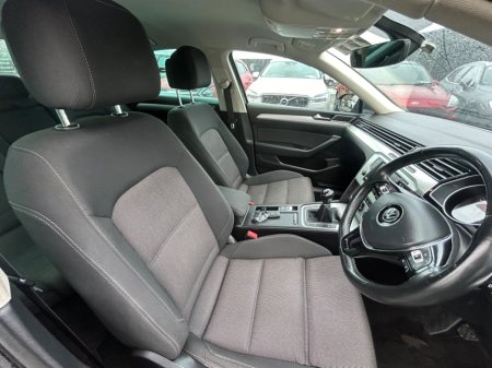 2016 Volkswagen Passat 2.0 TDI 150HP Comfortline €9,850 thumbnail