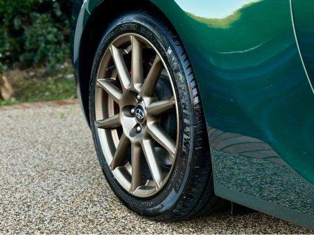 2019 Toyota GT86 4BA-ZN6 €41,950 thumbnail