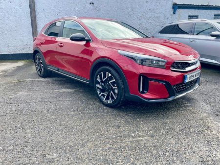 2023 Kia XCeed - thumbnail 2