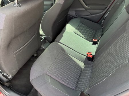 2014 Volkswagen Polo - thumbnail 18