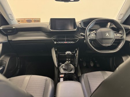2021 Peugeot 2008 1.2 Puretech 100bhp Allure €21,850 thumbnail