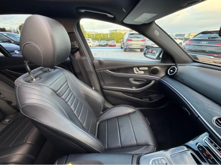 2019 Mercedes-Benz E Class - thumbnail 23