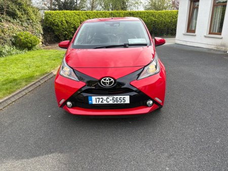 2017 Toyota Aygo - thumbnail 2
